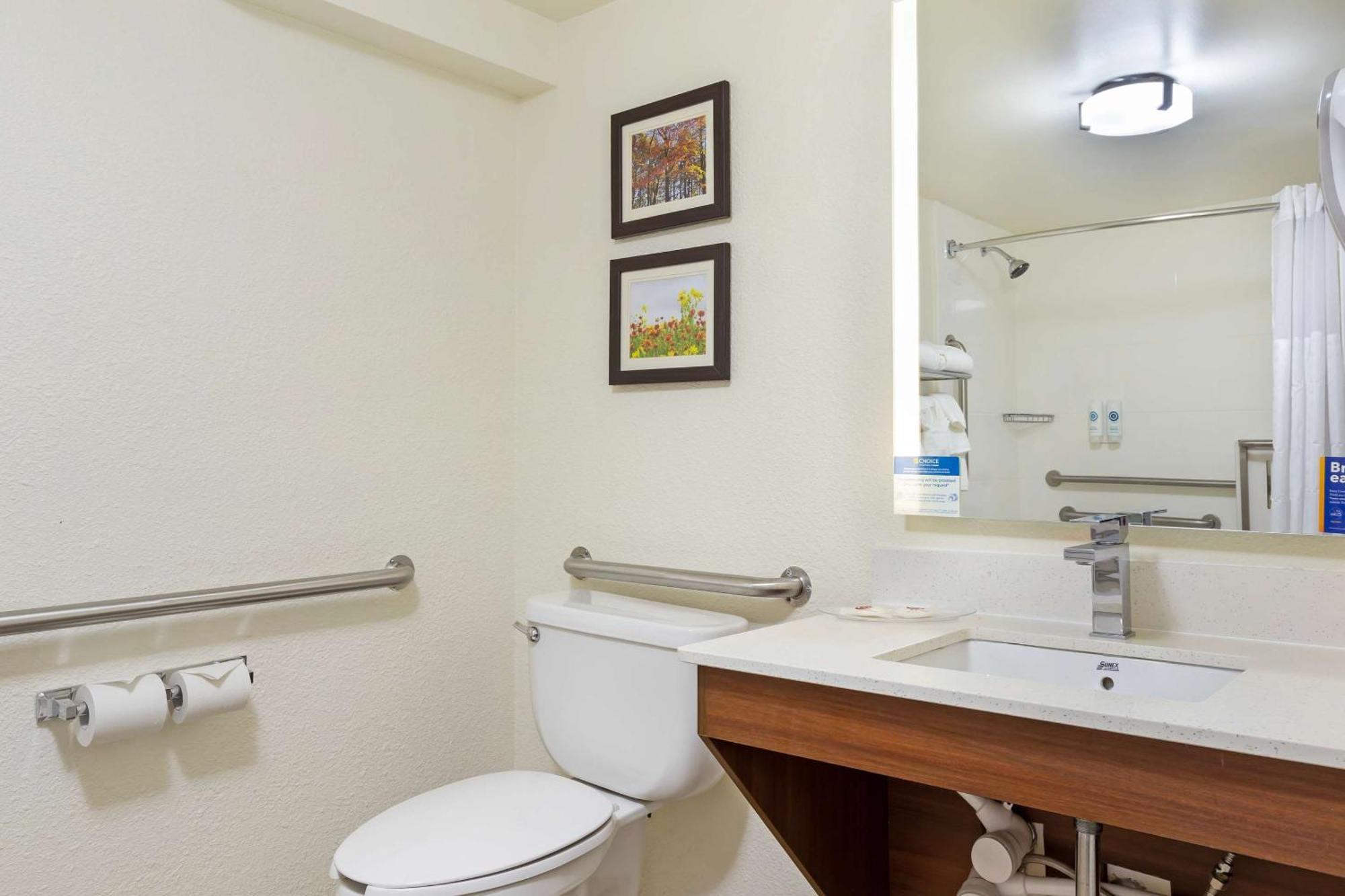 Comfort Suites Hanes Mall Winston-Salem Zewnętrze zdjęcie