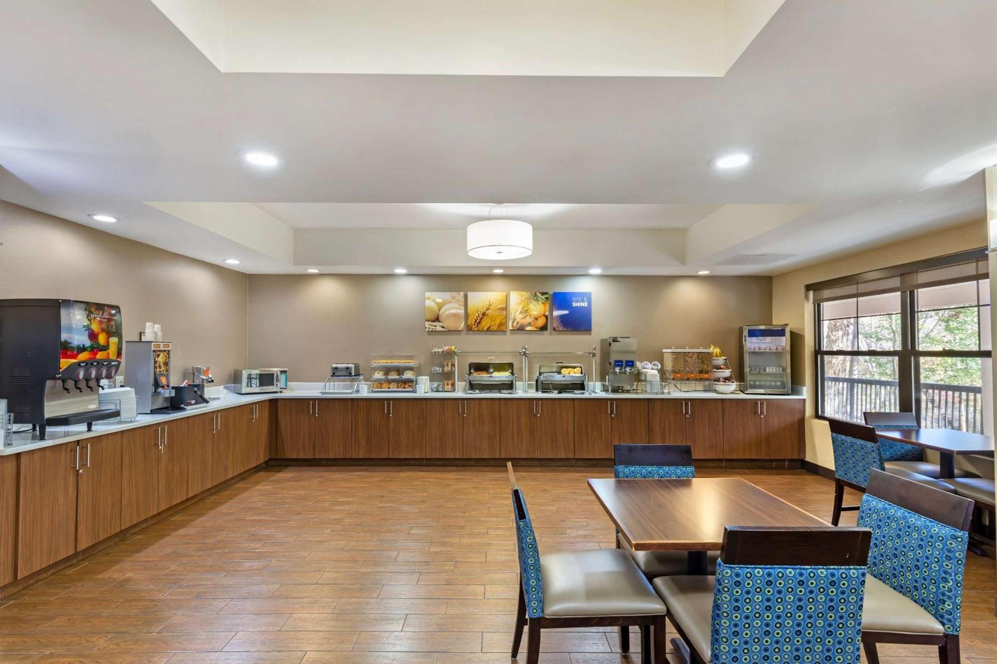 Comfort Suites Hanes Mall Winston-Salem Zewnętrze zdjęcie
